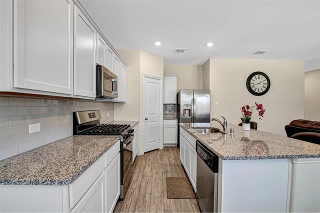 Photo - 409 Hackberry St