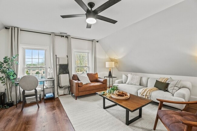 Photo - 1142 Washington St Unit 2