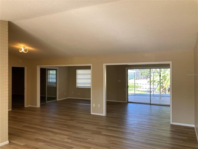 Photo - 1194 Porter Dr