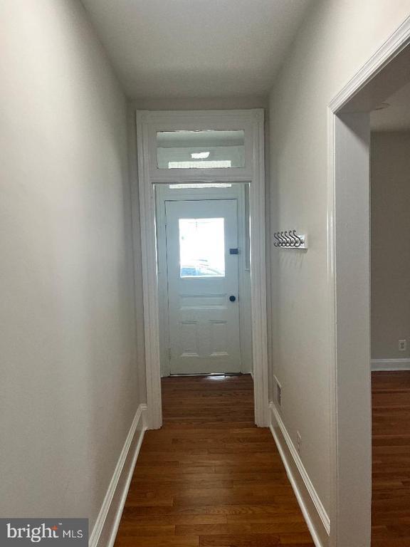 Photo - 521 Ford St