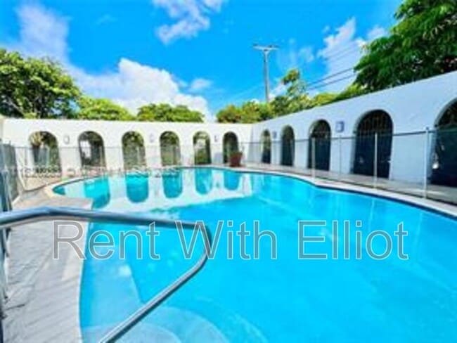 Building Photo - 4905 Harrison St