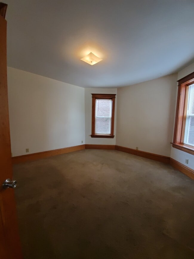 Photo - 5788 Pershing Ave Unit 3E