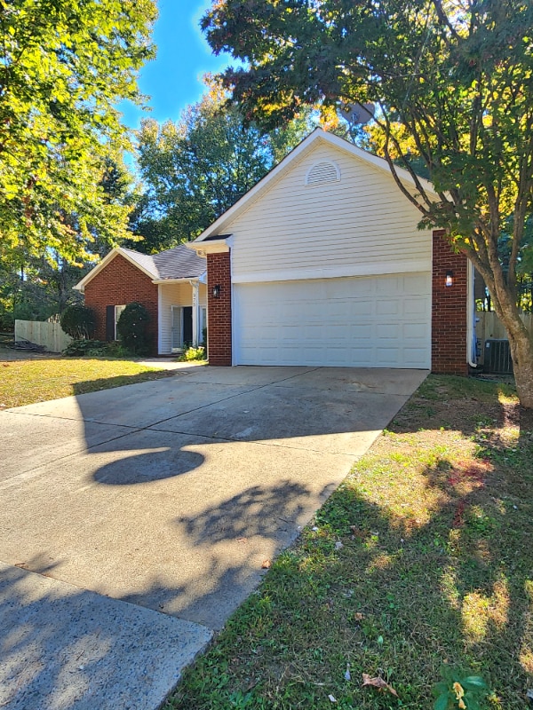 Photo - 978 Stinson Glen Ln