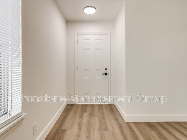 Photo - 4521 E 31st St