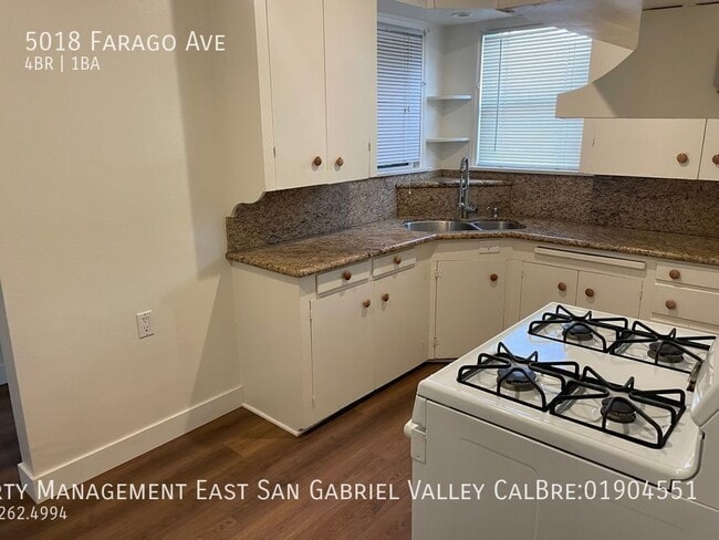 Photo - 5018 Farago Ave