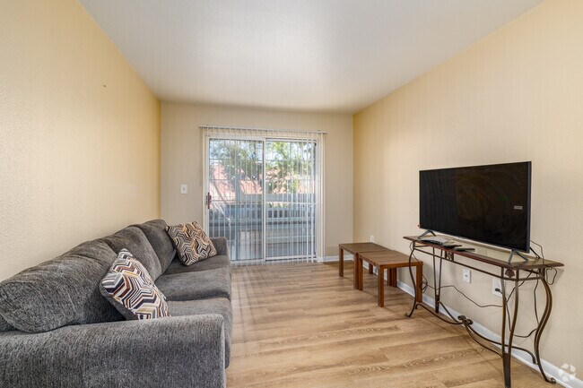 2BR, 1BA - 850SF - Living Room - Downing Square Apartments