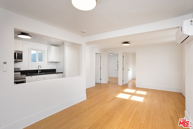 Photo - 126 Franklin Ct Unit 1/2