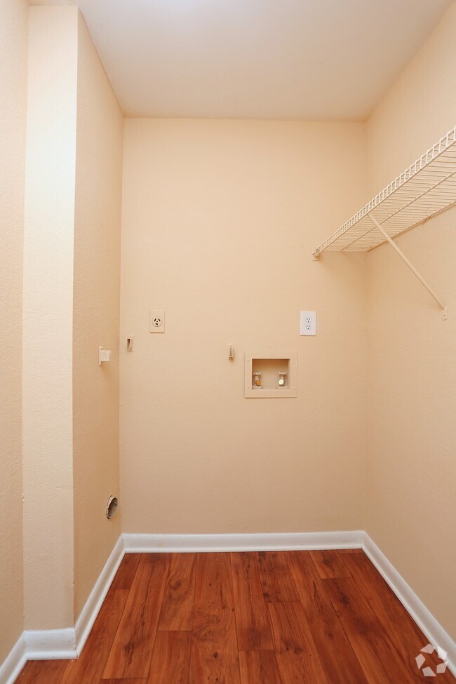 Square Apartments For Rent in Duluth, GA