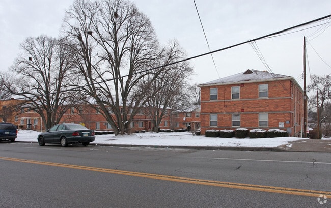 Building Photo - 2756-2766 W North Bend Rd