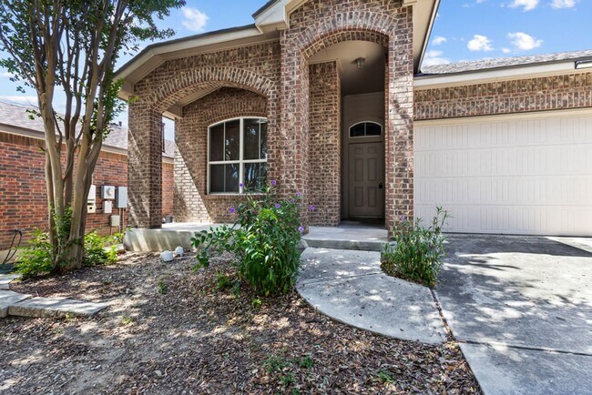 Photo - 3 Bedroom/2 Bath Alamo Ranch Subdivision