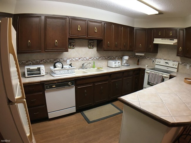 Photo - 2 br, 2 bath Condo - 600 W Fern Ave Apt 19 Unit Apt 19