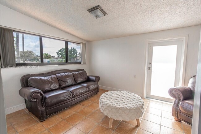 Photo - 4420 SW 114th Ct