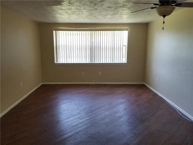 Photo - 2531 Almond Dr House