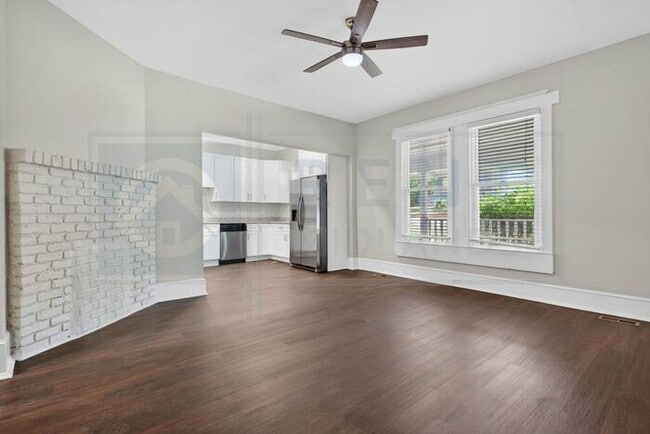 Entire Flat Available in Earlewood