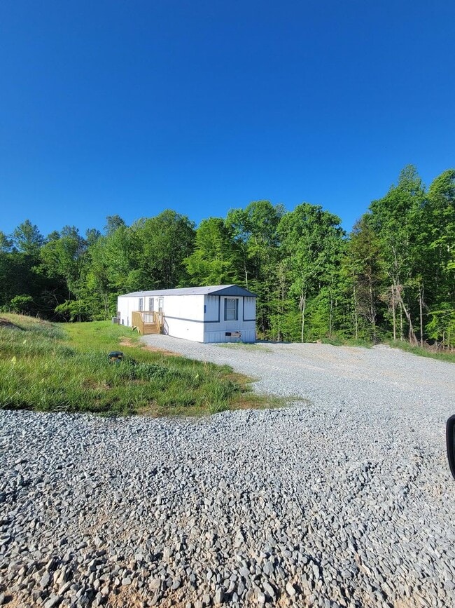 Building Photo - Ready to Move in