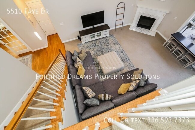 Photo - 5510 Faye Dr