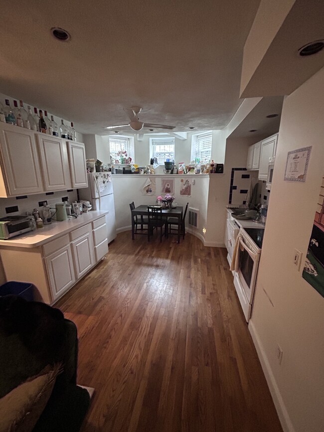 Building Photo - 6 Durham St Unit 1 Rental
