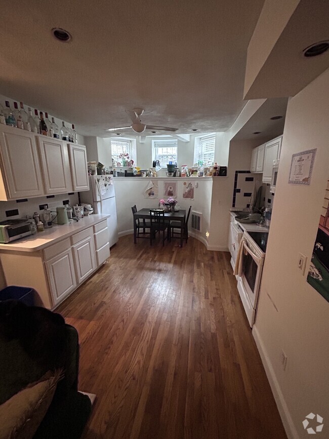 Building Photo - 6 Durham St Unit 1 Rental