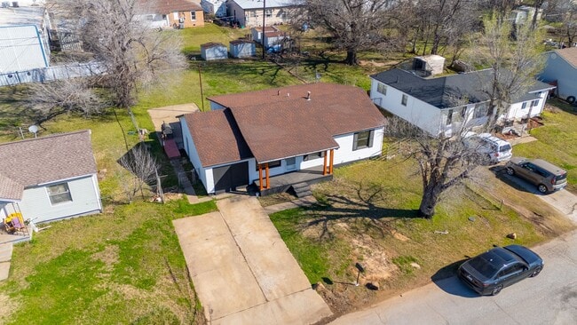Photo - 4309 SE 40th St