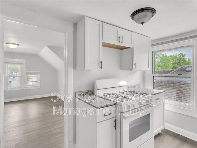 Photo - 324 N Hardesty Unit 4