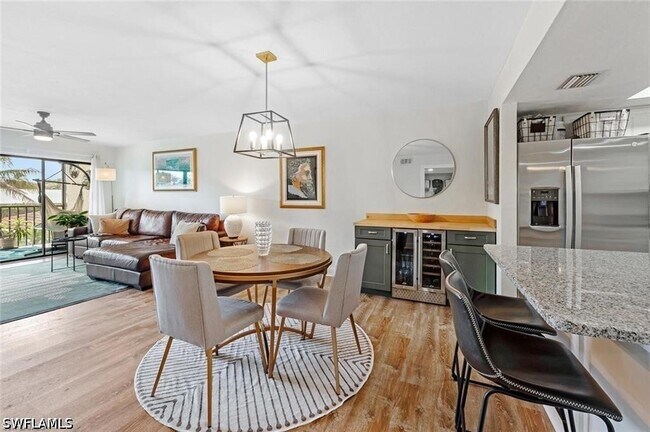 Photo - 700 Valley Stream Dr Unit 202