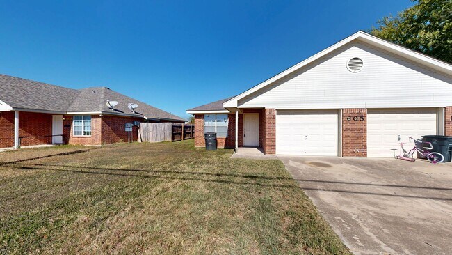 Photo - FREE DECEMBER RENT!!!