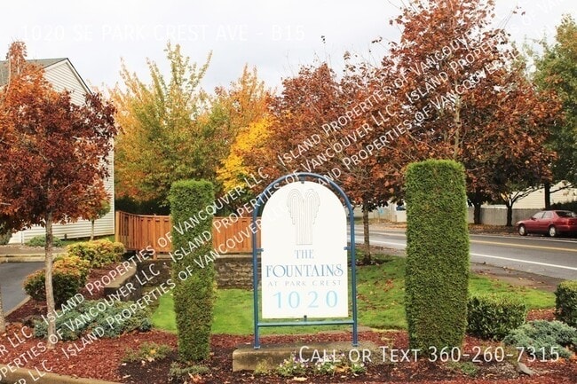 Building Photo - 1020 SE Park Crest Ave Unit B15