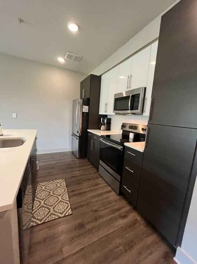 Photo - 484 14th St NW Unidad ID1335084P