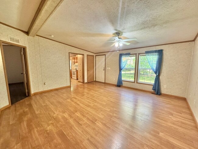 130 Powers Drive Ln