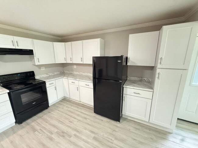 Photo - 3 Bed 1 Bath Springfield, MO