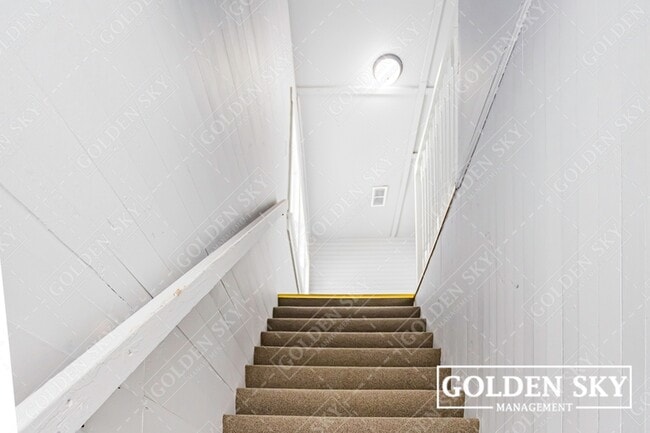 Photo - 115 E Willard St Unidad 4