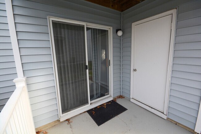 Photo - Great Neck Landing