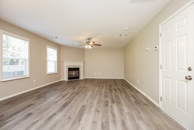 Photo - 5625 Dory Dr