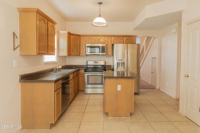 Photo - 3712 Prairie Rose St