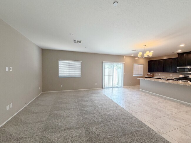 Photo - 4495 Vigny St