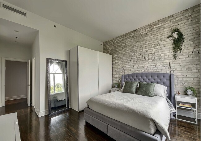 Photo - 8 Rue Dufferin Unit #404