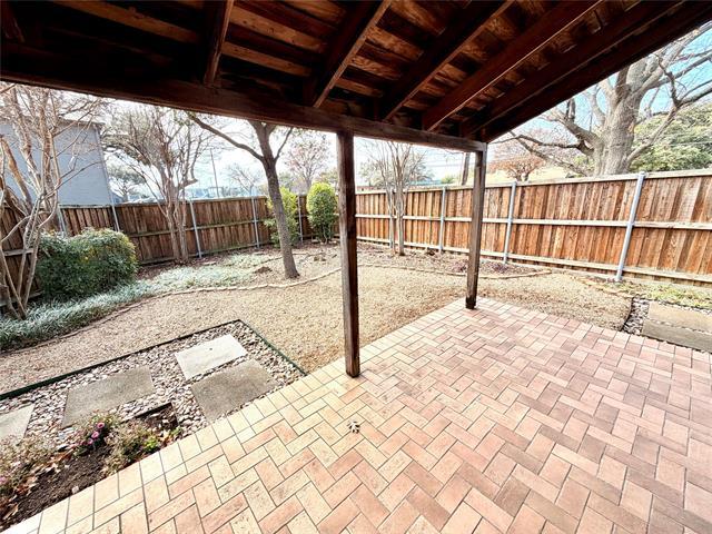 Photo - 2018 Tree House Ln