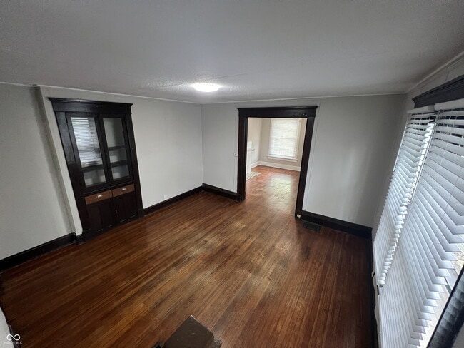 Photo - 826 N Beville Ave