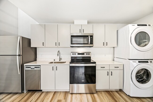 900 Rainier