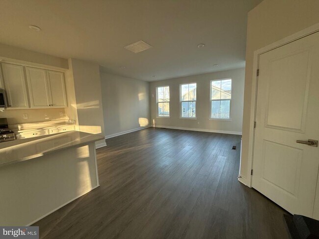 Photo - 4337 Reusch Cir