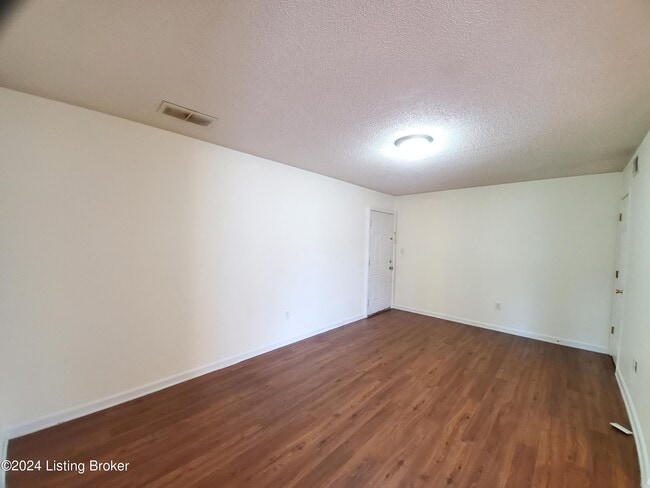 Photo - 6418 Venango Dr Unit 1