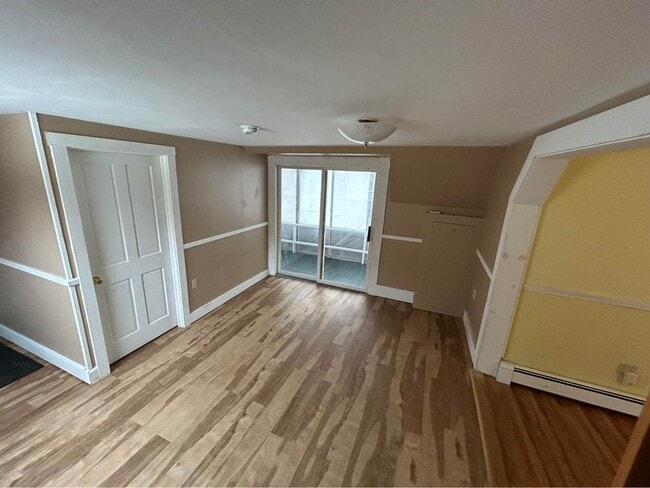 Photo - 323 Pine St Unit 3