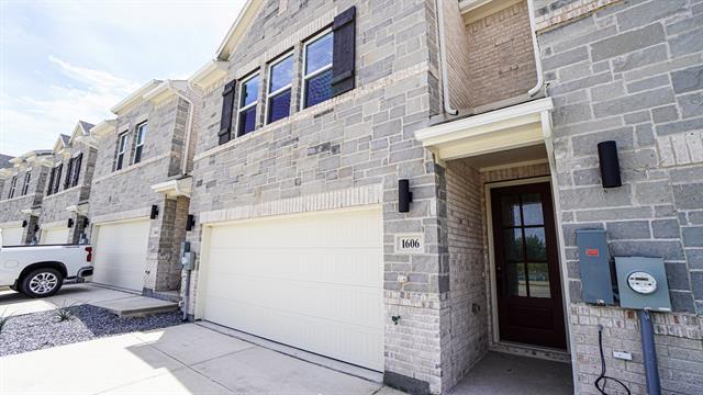 Photo - 1606 Governors Blvd