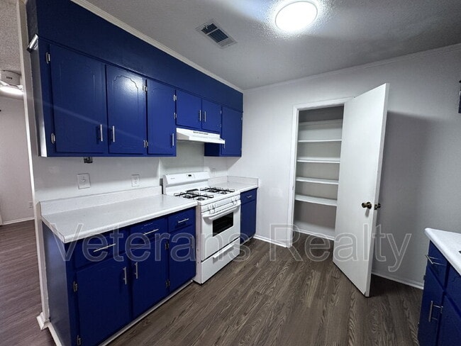 Photo - 1313 42nd Ave