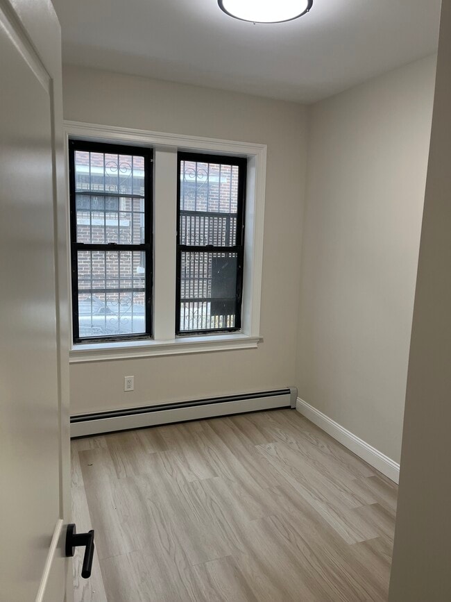 Photo - 4048 Hampton St Apartamentos