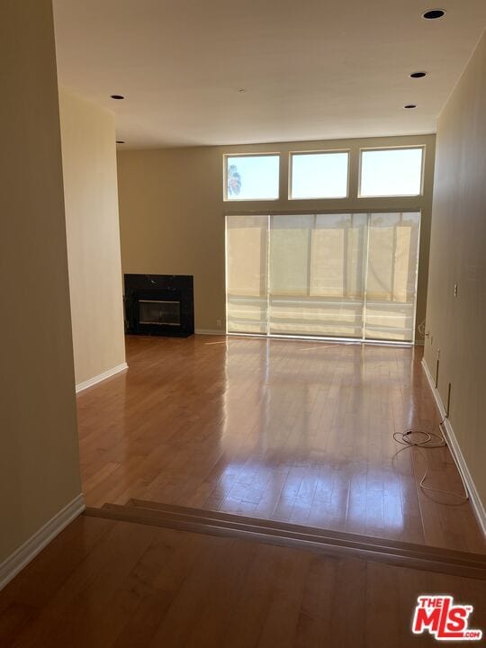 Photo - 10432 Eastborne Ave Unidad 304