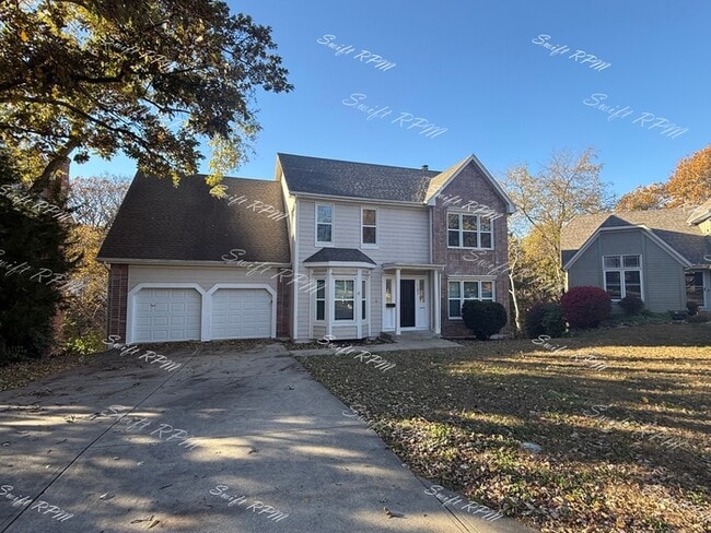 Building Photo - 15602 Maple St