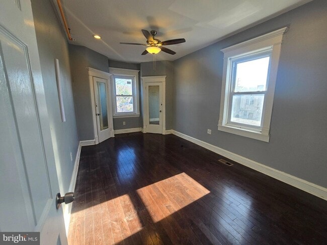 Photo - 2801 W Allegheny Ave