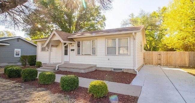 Photo - Three Bedroom Home in Derby!