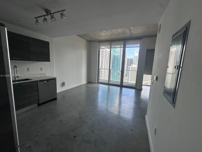 Photo - 151 SE 1st St Apartment Unit 2405